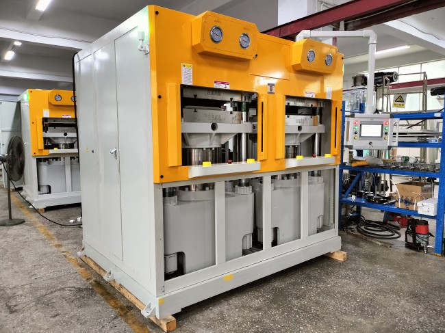 碳纖維真空熱壓機-碳纖維熱壓成型機 碳纖維真空熱壓機-碳纖維熱壓成型機