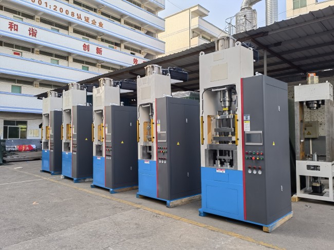 硬質(zhì)合金、電子陶瓷、磁性材料粉末成型伺服壓機(jī)